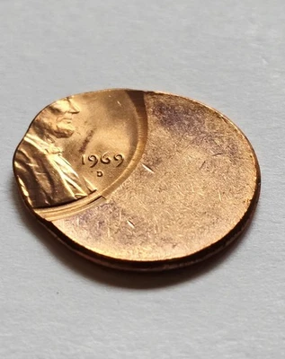 1969 D MINT ERROR Struck 60% OFF CENTER Lincoln BU+ RED #LE19 Beautiful Eye Appl - Image 1 of 4