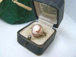 GORGEOUS VINTAGE SOLID 9K 9CT YELLOW GOLD CAMEO DRESS RING SIZE N 6.5 UNUSUAL - Picture 1 of 11
