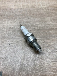 n6yc spark plug peugeot 304 - Picture 1 of 7