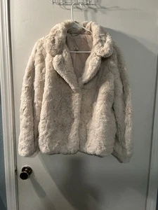 Chaqueta de piel sintética Jou Jou para dama en crema talla M NUEVA SIN ETIQUETAS - Imagen 1 de 4