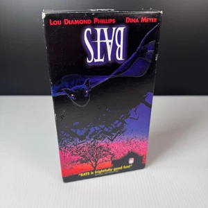 Bats VHS 1999 Horror Creature Feature Original Release Columbia TriStar - Picture 1 of 5