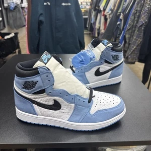 Air Jordan 1 High University Blue Größe 10,5 M **VERSAND SO SCHNELL WIE MÖGLICH** - Bild 1 von 18