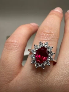 Anillo con racimo de rubí diamantes cultivados en laboratorio de 2,23 quilates de oro blanco de 9 quilates LGSL105 - Imagen 1 de 22