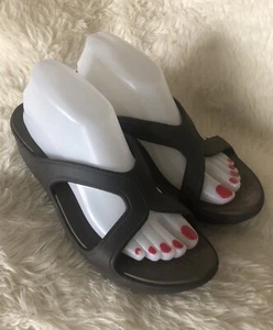 Crocs Sanrah Wedge Slides Sandals Dual Comfort Slide Brown Women’s 10 - Picture 1 of 7