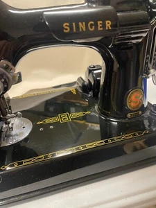 Singer Featherweight Vintage Rare Red S Sewing Machine Nice Very Few Like This - Picture 1 of 15