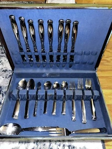 1847 Antique Roger’s Bros Silverware - 36 Pieces  - Picture 1 of 3