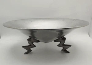 Aluminium Zickzack Schüssel Post modernes Dekor/11-1/2“d - Bild 1 von 14