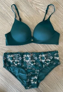 $70 Victoria’s Secret So Obsessed Push Up Bra Set 36A / Medium Panty ❤️ - Picture 1 of 6