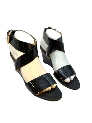 AGL женские туфли 37 1/2 черный патент с ремешками капсулы каблуки сандалии минималистский - Изображение 1 из 4