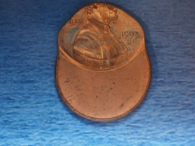 1995 D, Lincoln Memorial Penny, Way Off center, O/C Mint Error - Image 1 of 2