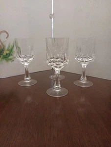 Nachtmann Andrea Cut Crystal Wine Glasses ~ Set of 4~ 5 oz. ~ 6.25" Tall 1 Flaw - Picture 1 of 15