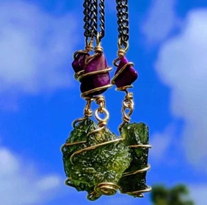 MOLDAVITE & SUGILITE Pendant In GOLD. Amulet Tektite Crystal Necklace Synergy 12 - Picture 1 of 12