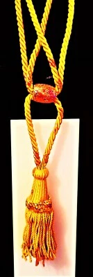 Corbatas HECHAS A MANO Flecos Beige Dorado Corbata Borla Corbata Corbata Foto 1 de 4