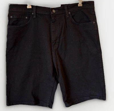 Pantalones Cortos Wrangler Para Hombre Talla 36 Calce Relajado Negro Denim Jean NUEVO CON ETIQUETAS NUEVO Foto 1 de 4