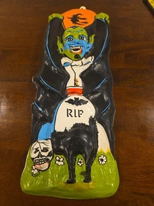 Vintage Artform Vacuform Halloween Vampire Plastic Wall Decor 24”. Rare NOS - Picture 1 of 7