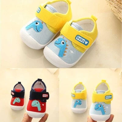 Zapatos de cuna cálidos pantuflas calcetines de lona para niños pequeños antideslizantes bebé niña niño Foto 1 de 4