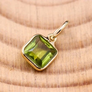 Square Shape Natural Peridot Pendant Elegant 14k Yellow Gold Pendant For Women's - Picture 1 of 13