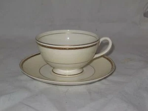 Homer Laughlin Georgian Virrey taza de té y platillo juego (s) G3330 - Imagen 1 de 1