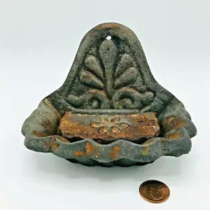 Cast Iron Hanging Soap Dish Rusty Style Scrolled Detail Scalloped Cottage Core - Picture 1 of 8