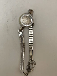 Beautiful Omega 14K White Gold Ladies Wrist Watch 17 Jewels A5654 Runs AS-IS - Picture 1 of 10