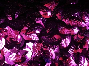 Sequin Leaves Metallic Pink 125g Bulk DIY Crafts Decorations Leaf - Picture 1 of 2