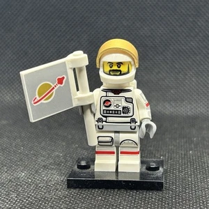 LEGO Minifigure Space Astronaut CMF Series 15 MINT LOOSE COMPLETE - Picture 1 of 3