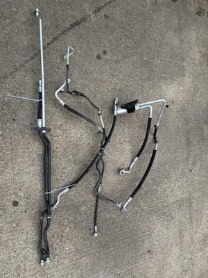 Juego de tubos de aire acondicionado Audi R8 Gen 1 4,2 V8 2008 cupé Foto 1 de 4