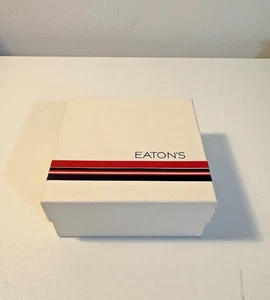 Vtg Eaton's Dept Store Jewelry GIft Box Cotton Fluff Cardboard Empty Canada - Picture 1 of 6