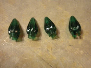 VINTAGE 4 Green Xmas - Christmas Lights 2 Slot Plastic Fluted Cone Bulb Housing - Picture 1 of 7
