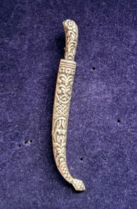 VINTAGE ORIENTALISCH OSMANISCH ARABISCH GESCHWUNGEN DOLCH WEISSMETALL ANSTECKNADEL ABZEICHEN BROSCHE - Bild 1 von 4
