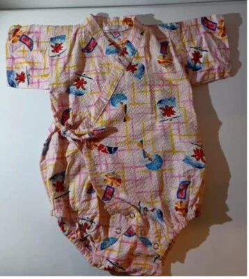 Traje envolvente kimono de una pieza Lucky Wang NYC infantil 6 meses Foto 1 de 4