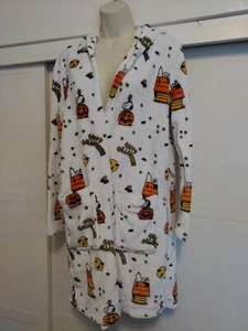 Peanuts Snoopy Halloween Hooded Robe Super Soft Plush NoBelt Woodstock Women S/M - Picture 1 of 9