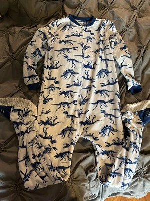 Carter’s 男孩脚抓绒睡衣,14 码 — 第 1/4 张图片