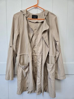 Chaqueta de trinchera Love Tree, para mujer mediana ligera con capucha cordón caqui Foto 1 de 4