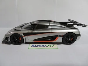 1/18 AUTOart KOENIGSEGG ONE : 1 SILVER with CARBON BLACK / ORANGE ACCENT 2014 - Picture 1 of 22