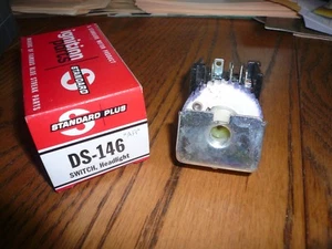 Interruptor de faros estándar DS-146 1974 - 1978 Chrysler Dodge Plymouth AMC - Reedición - Imagen 1 de 2