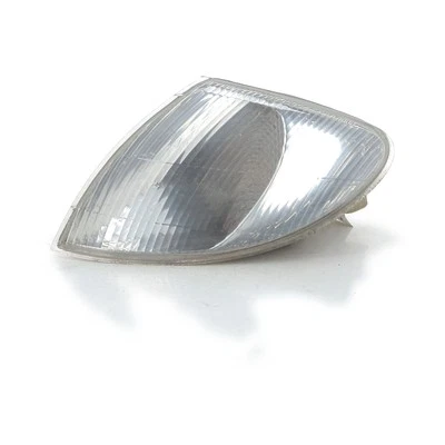 Linker Blinker - Renault MEGANE I PH.1 - 7701040712 - Q1-1325Y - Bild 1 von 3