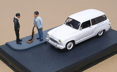 Altaya La Route Bleue 1/43 Scale DIR112 Simca Aronde Chatelaine Diorama - White - Image 1 of 4