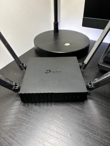 TP Link Small Ethernet Wired Router - Picture 1 of 4