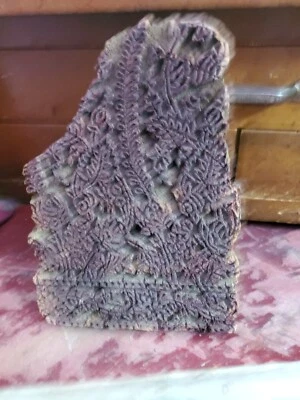 ANTIQUE HAND-CARVED BATIK WOOD BLOCK STAMP INDIA FABRIC BLOCK WALLPAPER PAISLEY  - Image 1 of 4