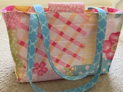 Bolso de Mano Acolchado Doble Asa con Detalles de Costura, Solapa Superior 13x9x5 Caja Plisada Foto 1 de 4