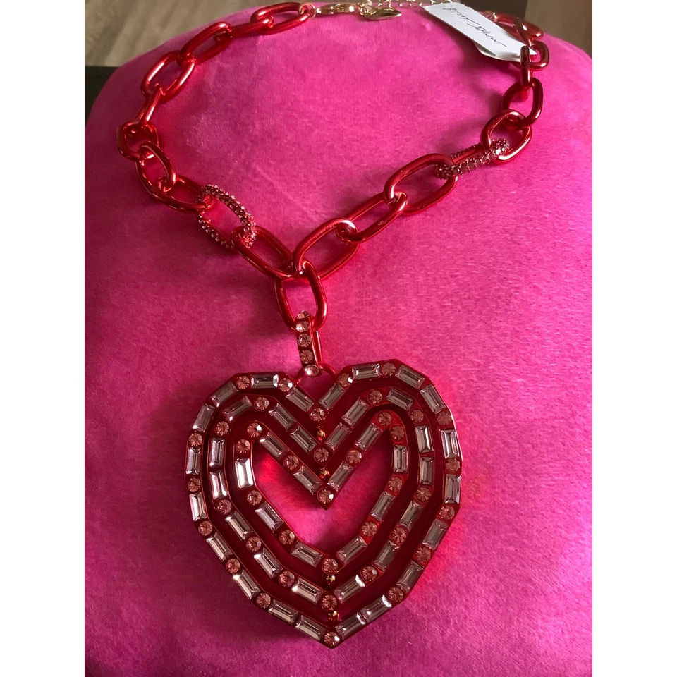 Nuevo con etiqueta betsey Johnson collar corazón grande 3D venta al por menor $148 Foto 1 de 4