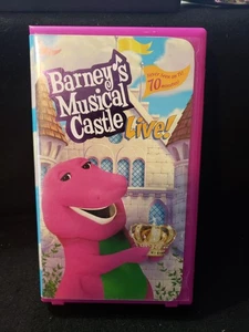 Barney's Musical Castle Live! VHS 2001 Video Tape Sing Along Songs Kids Cartoon - Foto 1 di 2