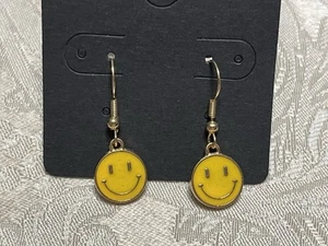Bohemian Festival Smiley Gesicht Happy Face Gold doppelseitige Ohrhänger Ohrhänger - Bild 1 von 2