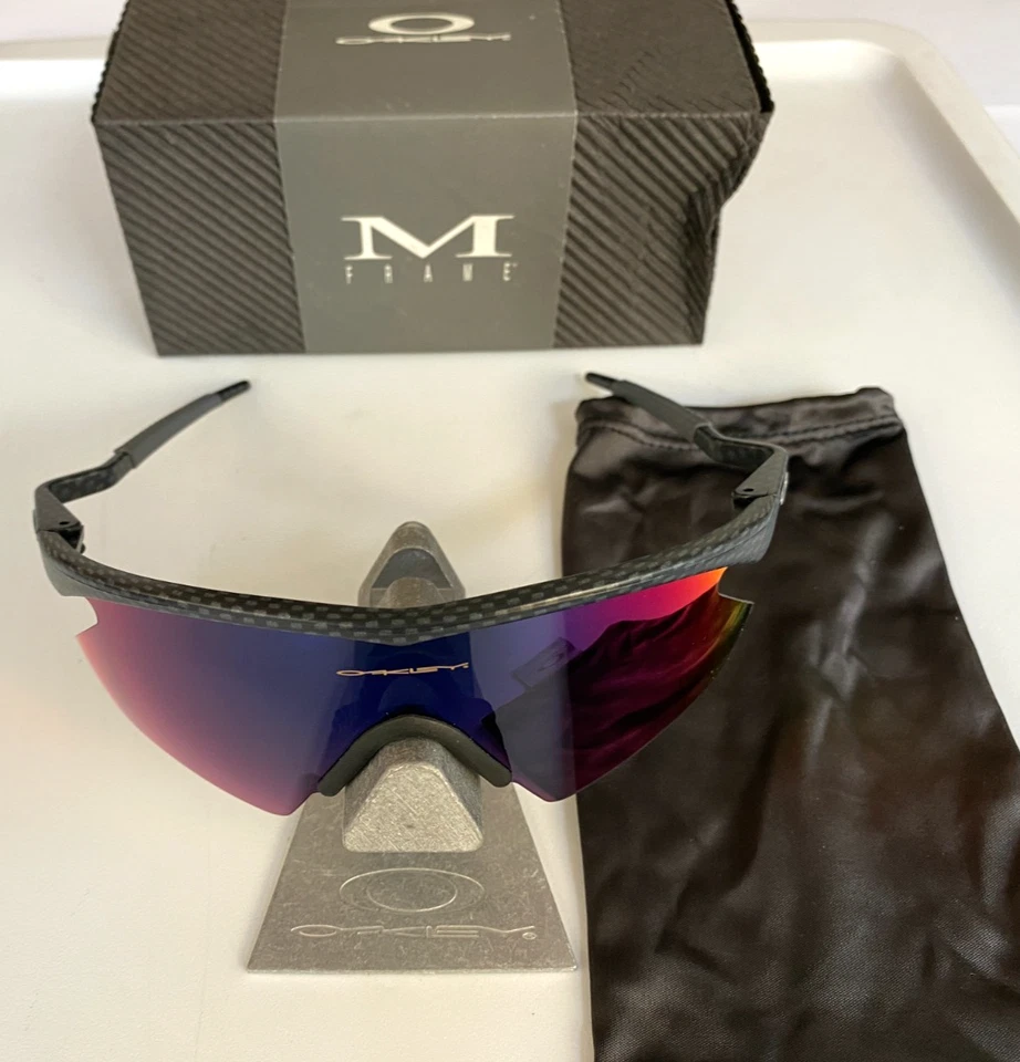 Óculos de sol Oakley novo aquecedor de fibra de carbono armação M com lente irídio vermelha 06-532 estado perfeito - Imagem 1 de 4