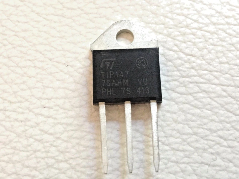 20 Pieces  TIP147 Darlington Silicon Power Transistors New Original ST - Image 1 of 1