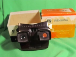 VIEW MASTER 3-D IN ORIGINAL BOX WITH KING KONG , BATMAN & MORE ACCEPTABLE - Picture 1 of 13