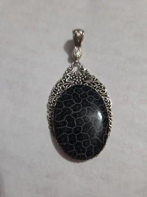 Potenciador Sarda Artisan of Bali XL 3" Coral Negro Plata de Ley Foto 1 de 3