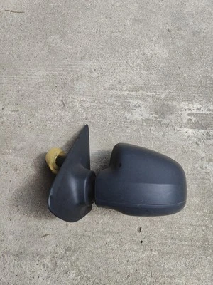 Dacia Sandero 2015 Near Side Door Mirror Manual - Image 1 of 4