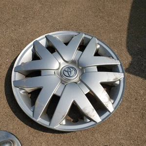 16" Toyota Sienna Wheel Cover Hubcap Hub Cap 05 06 07 08 09 10 11 42621-AE030 - Picture 1 of 7